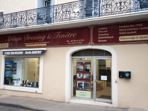 magasin Artisan Dressing et Fenêtre à AGDE