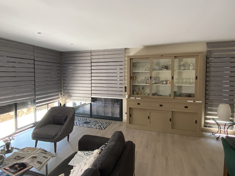 Store intérieur sur mesure à Agde 