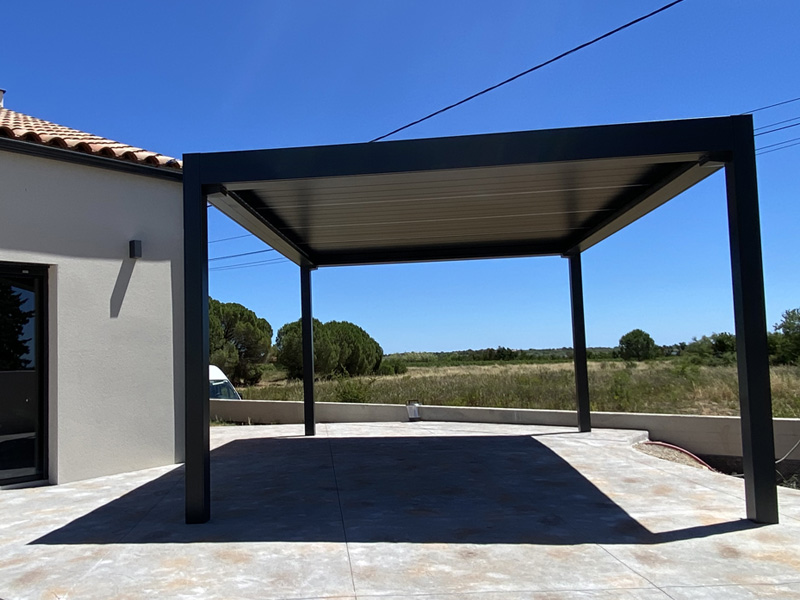 Pergola  bioclimatique à Agde  